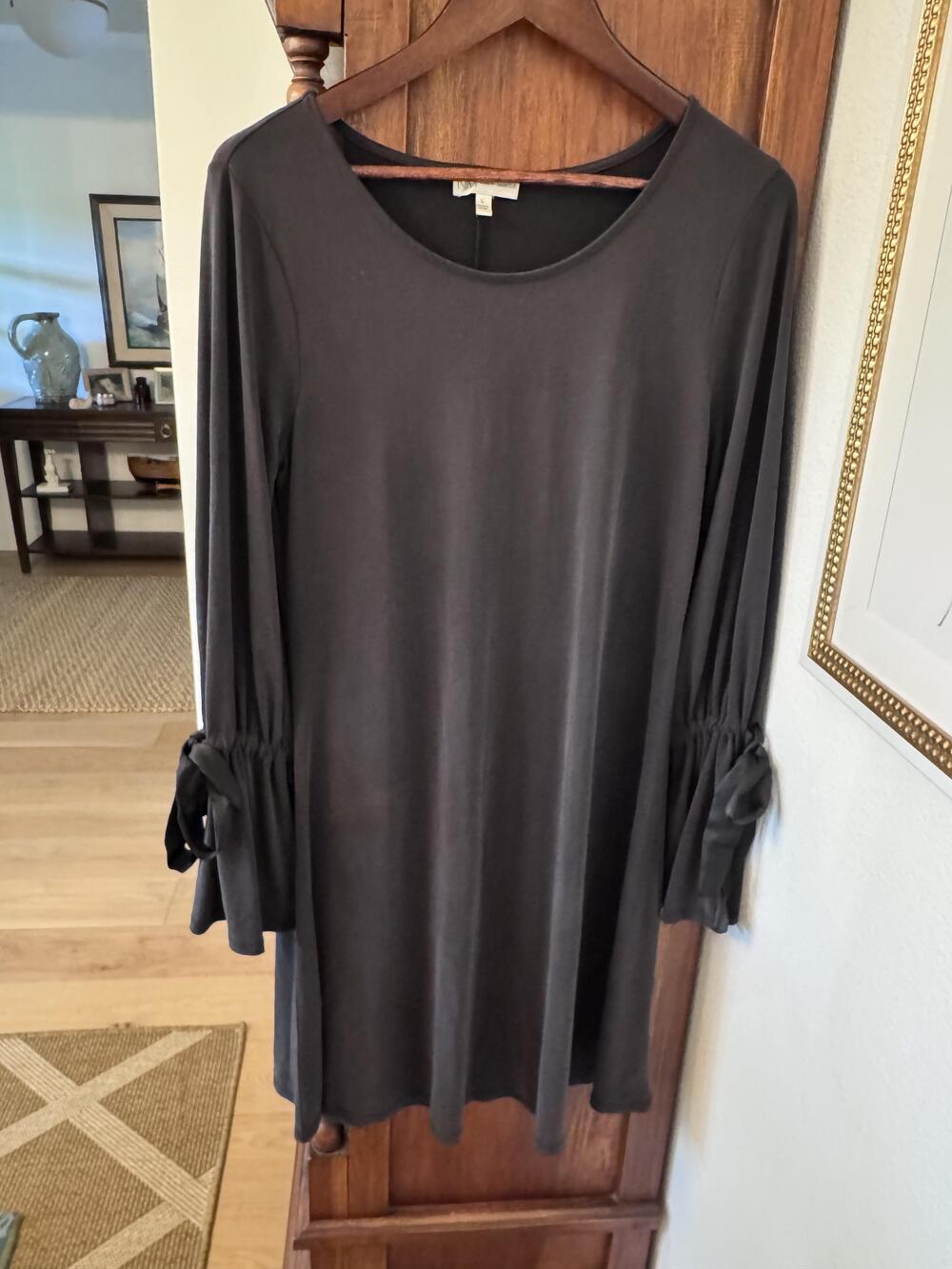 Neiman Marcus Shift Dress Womens Large Gray Jersey Bell Sleeve Bow Knee Length